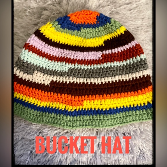 Bucket hat multi-color